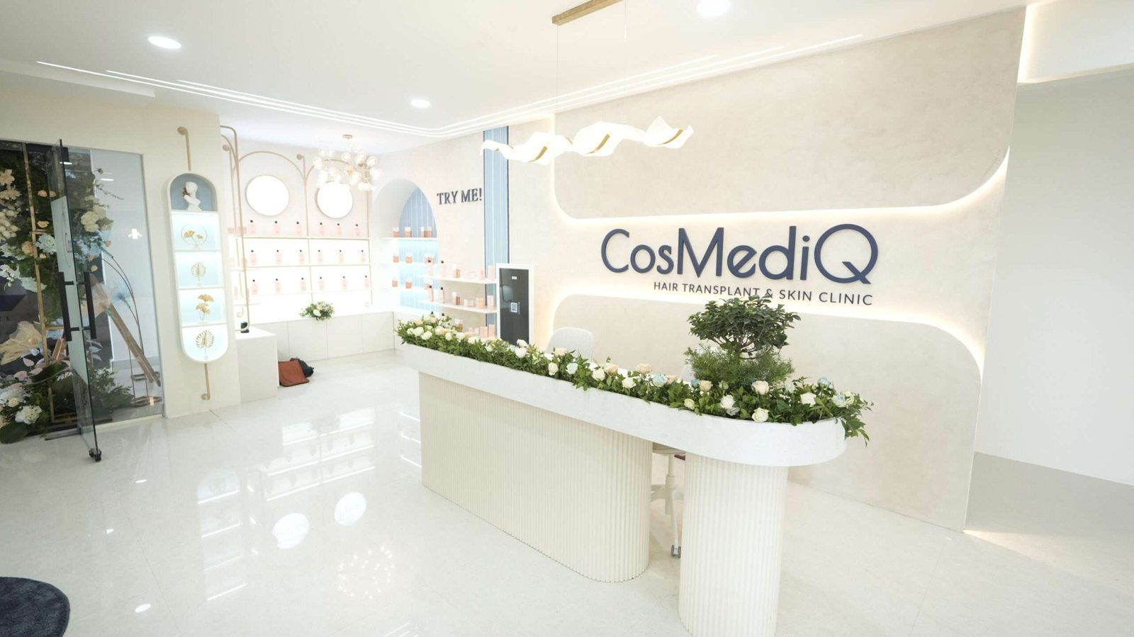 CosMediQ Hair Transplant & Skin Clinic reception desk